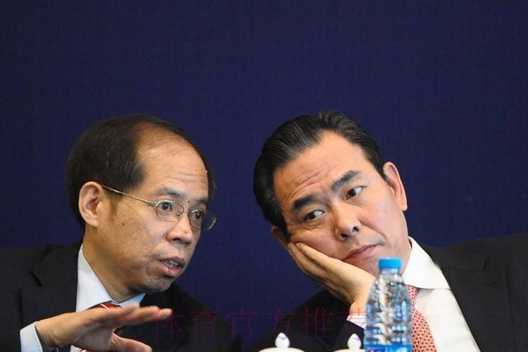 履职国际足联理事 蔡振华张剑一行参加67届国际足联代表大会